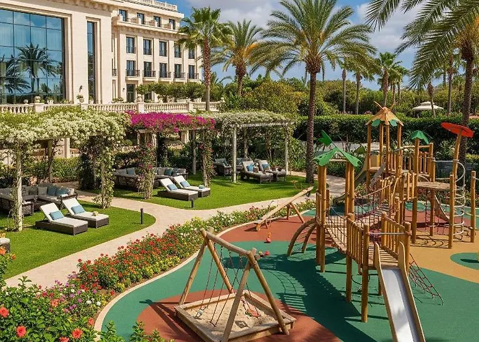 Grand Mirage Hotel & Spa